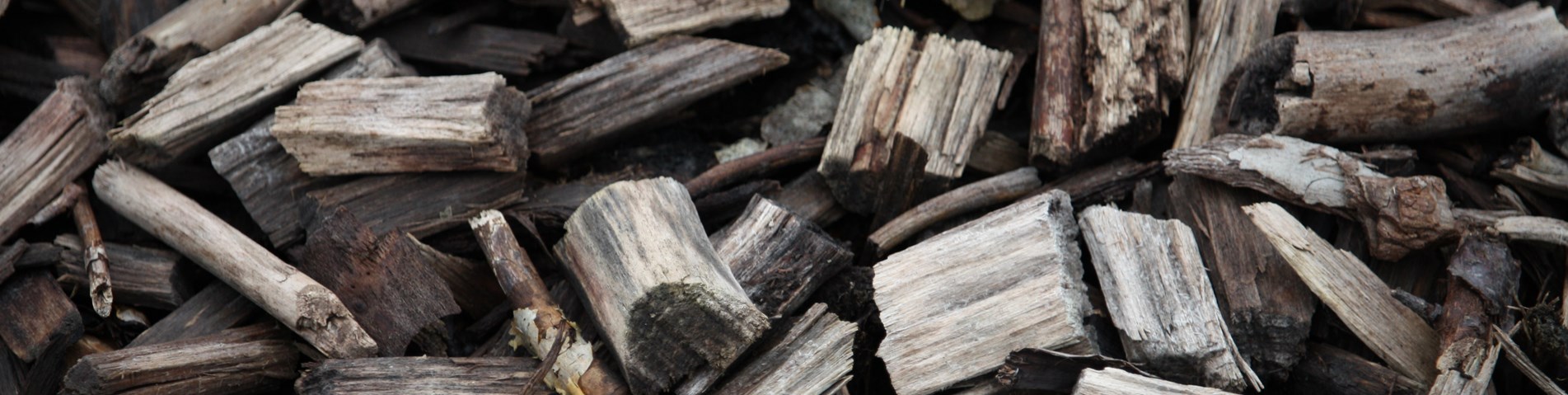 How to use woodchip as mulch.jpg